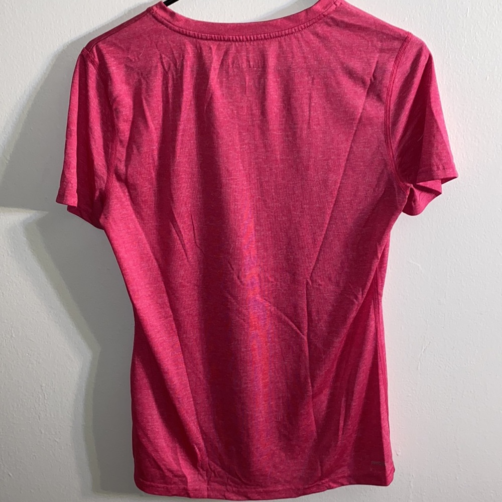 Adidas top - Picture 4 of 4